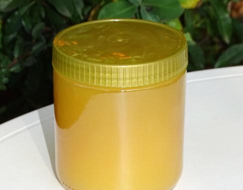 Cremiger Sommerblütenhonig