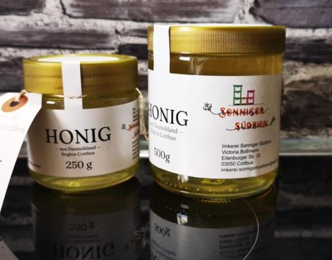 Honigglas mit Etikette