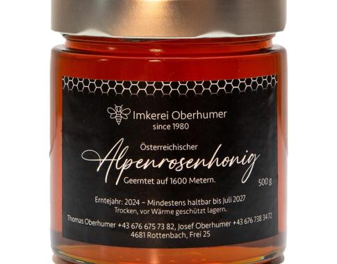 Eine ganz besondere Spezialität ist der Alpenrosenhonig, dafür fahren wir mit einen Teil unserer Bienen in die Steiermark. Auf einer Seehöhe von 1600 m blüht Anfang Juli die Gebirgsblüte die Alpenrosen.
