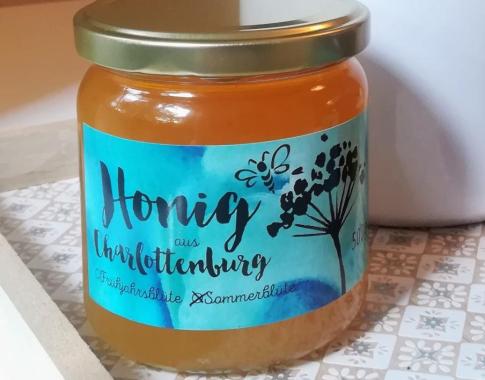 Honigglas mit Etikett 