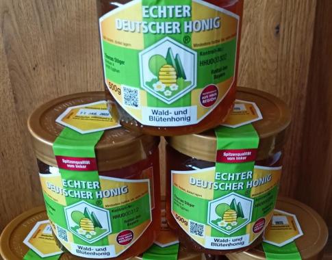 Versand möglich! Kosten je nach Abnahmemenge! Auf Wunsch auch in anderen Gebinden möglich (2,5 kg; 12,5 kg, 25 kg Eimer, oder Abfüllung in nicht DIB Gläser)