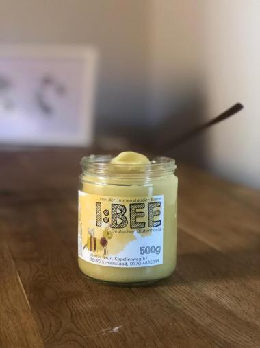 Unser Honig, ob flüssig oder cremig, ein einzigartiges Geschmackserlebnis vom Bodensee